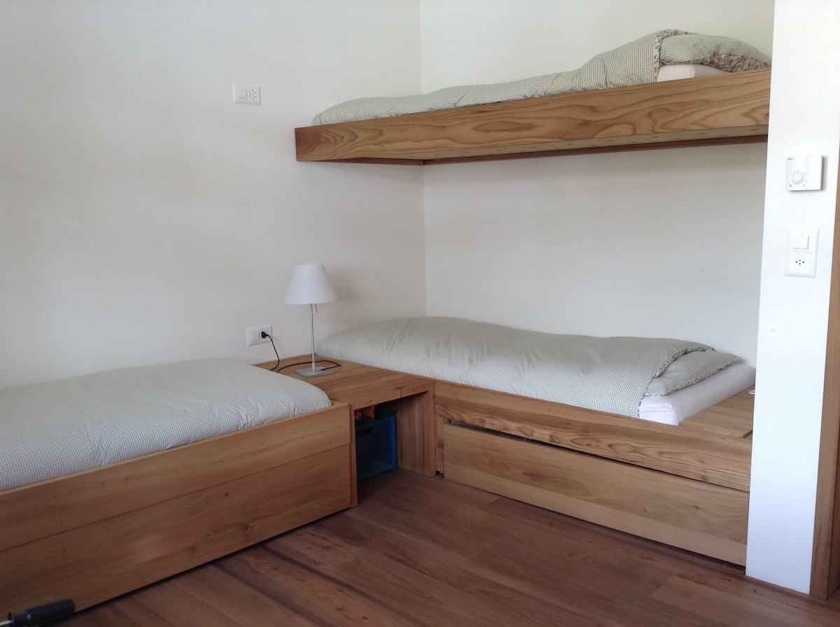 Стая за гости