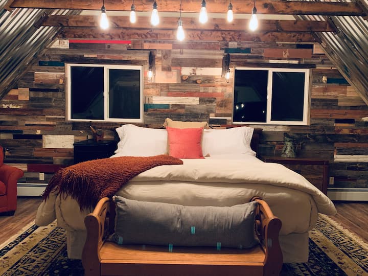 Master Suite - Entire 3rd Floor Loft