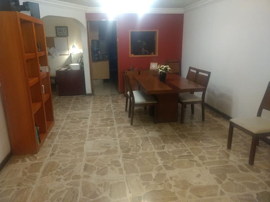 ACCESO A LA HABITACION