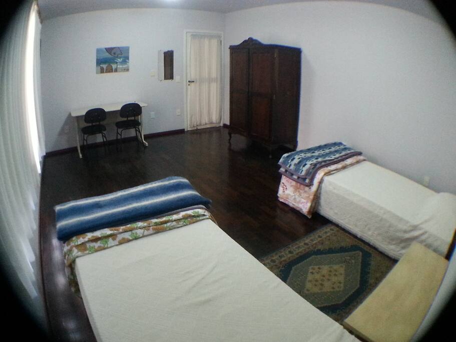 Quarto 1. Duplo.