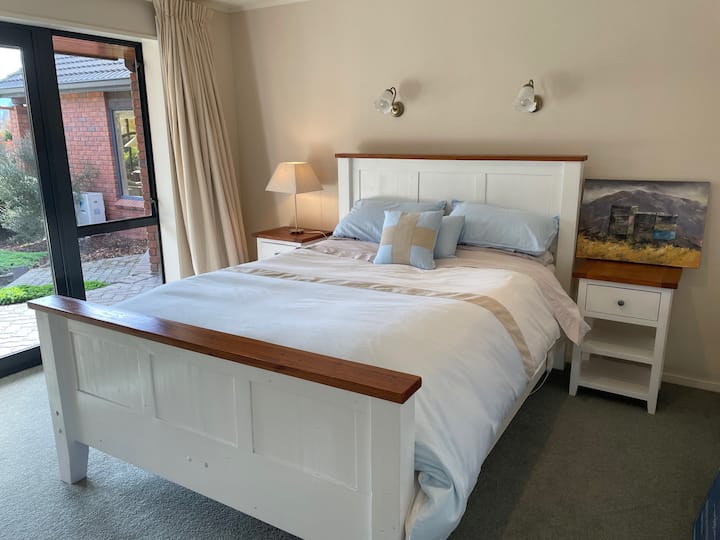 Საძინებელი 2 - 152 × 203 სმ