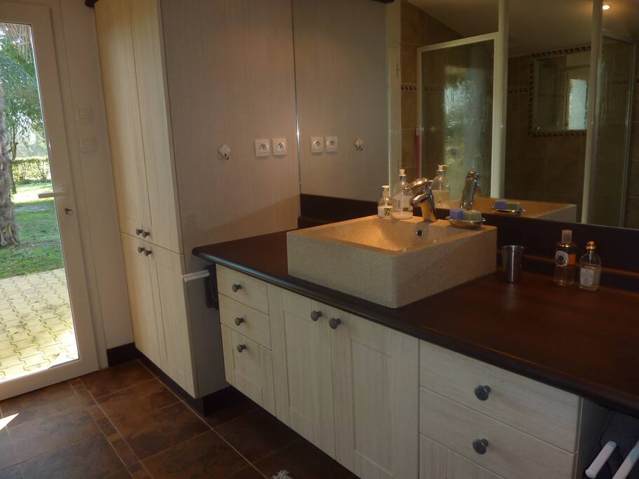 Salle de bain 1