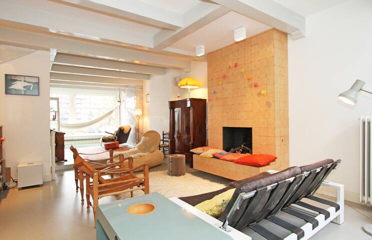 17th Century Monumental House with Garden gallery image 2