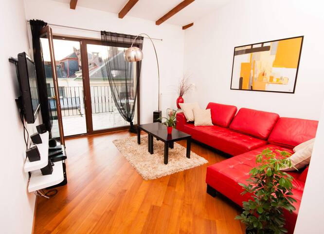 Luxury Loft B 2-Bedrooms (Prague Old Town)