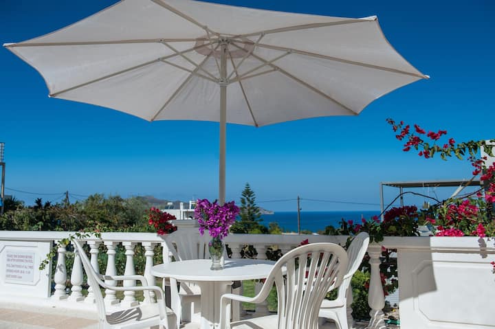 Rouladina Apt 4, Stalos, Crete