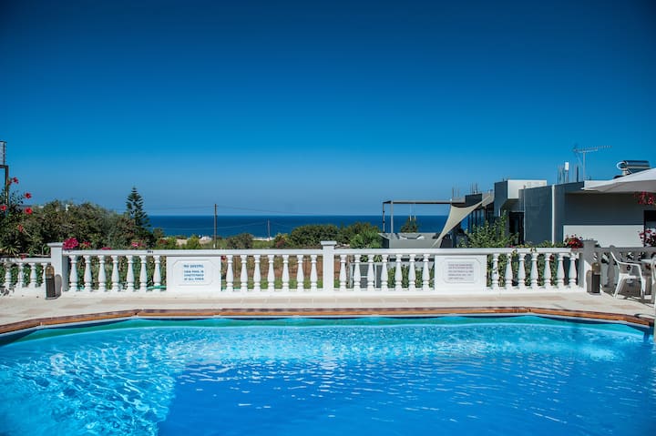 Rouladina Apt 4, Stalos, Crete