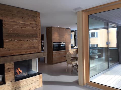 Ultra luxurious 2-family apartment on the slopes