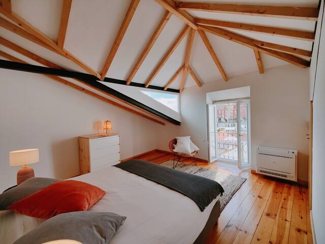 Villa with Sunny Pateo and amazing River View gallery image 5