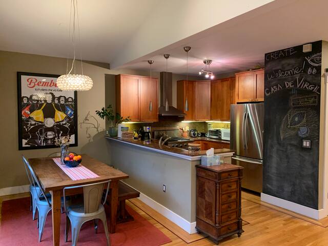 Huge 4BR/4BA Modern Mission Home with Deck & Yard gallery image 5