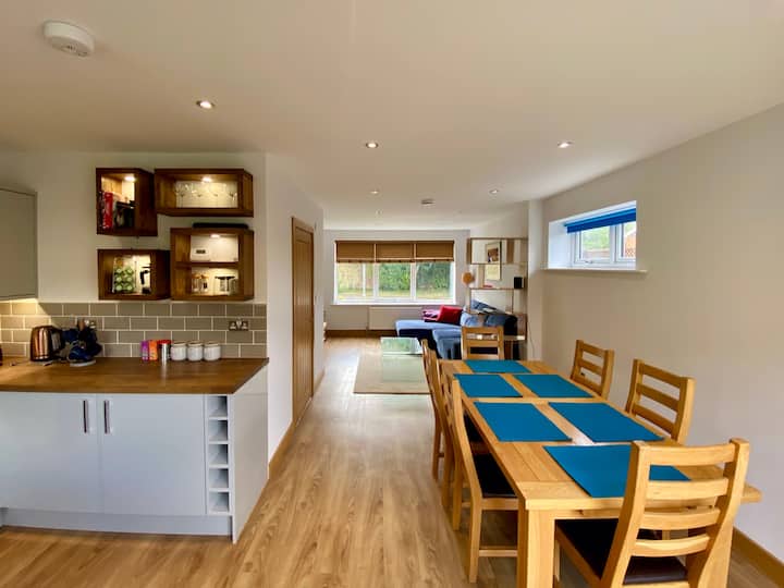 Modern 2 bedroom home