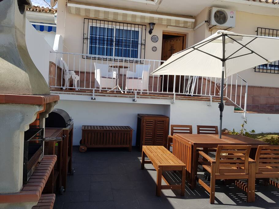 NEW! A new outside kitchen!