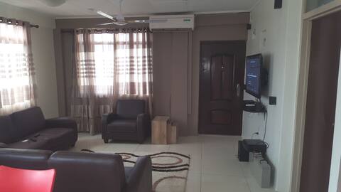 J&J 3 bedroom Apartment