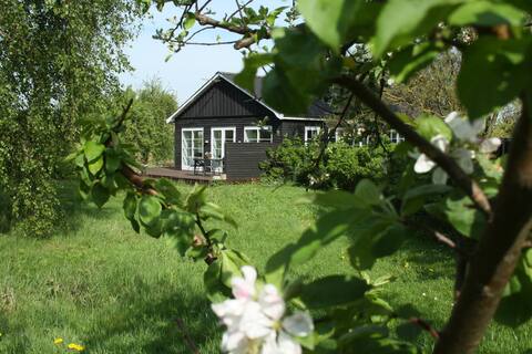 Holiday apartment in converted barn on Thurø