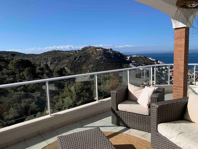 Magnifique Villa avec piscine vue mer à Roses gallery image 5