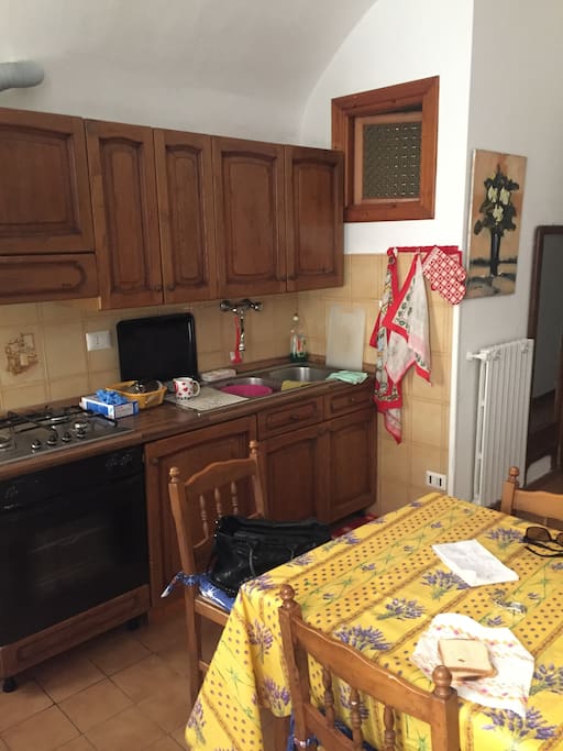 Cucina completa attrezzata
Fully equipped kitchen