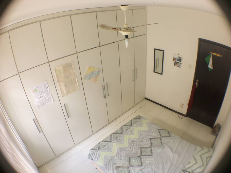 Cuarto 1 / quarto 1 / bedroom 1.