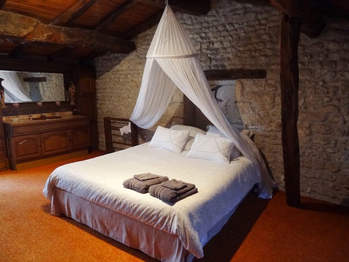 tualetli yataq otağı