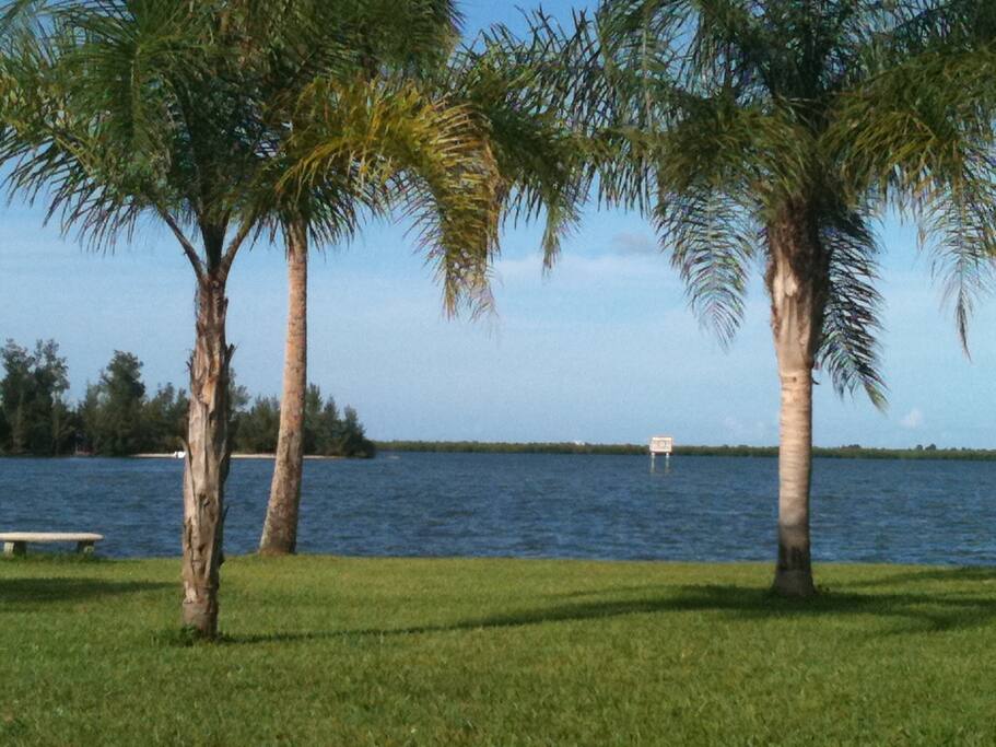 Old Palm Waterfront Oasis 3BR/2Bth Houses for Rent in Sebastian