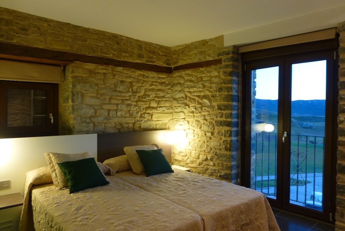 Casa Rural La Solana de Jaca - Houses for Rent in JACA, Aragón, Spain -  Airbnb