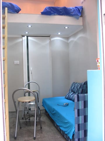 Fabulous mini in the centre