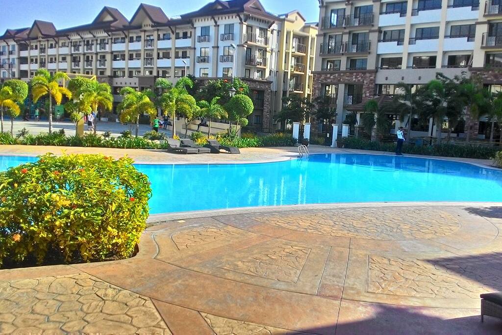 One Oasis Swimming Pool