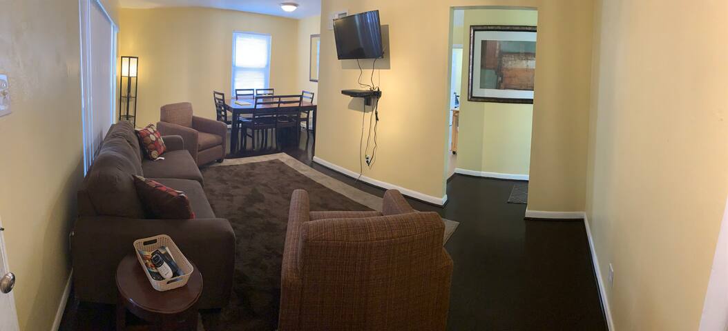 St Louis/ University City Home, Central Located