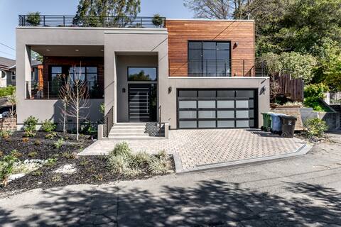 ULTRA LUXE Lafayette Modern House Brand NEW