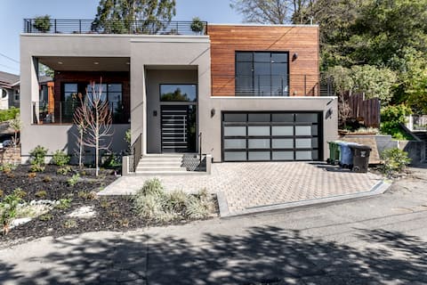 ULTRA LUXE Lafayette Modern House Brand NEW