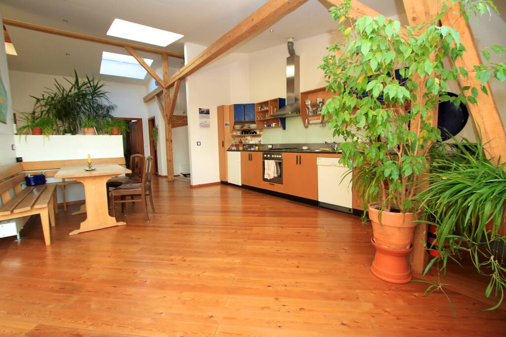 Wunderschöne Dachgeschoss-Wohnung - Wohnungen zur Miete in München