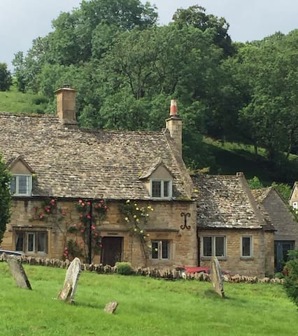 A Cotswold retreat in Snowshill, near Broadway
