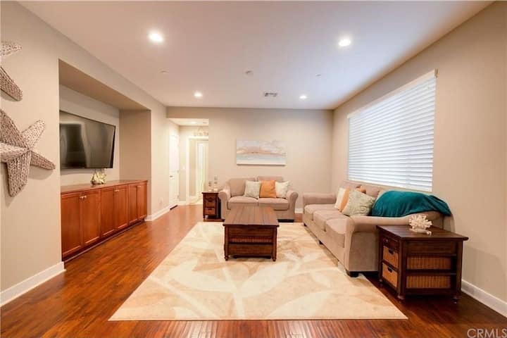 Spacious One Bedroom - Santee, CA