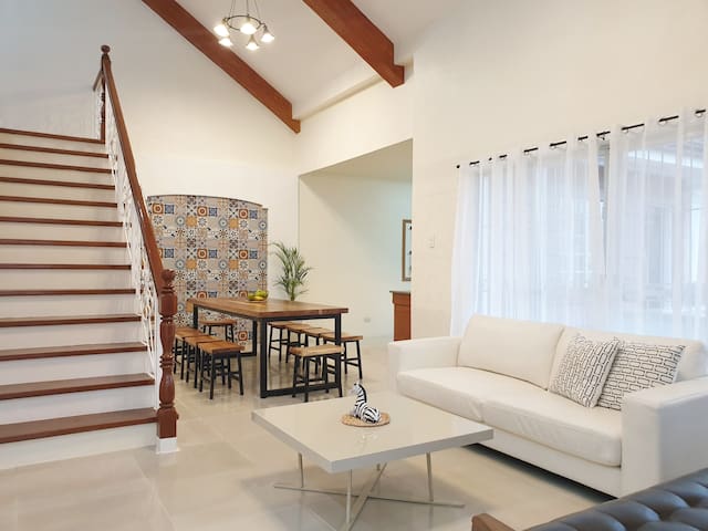 Casa Contento Tagaytay