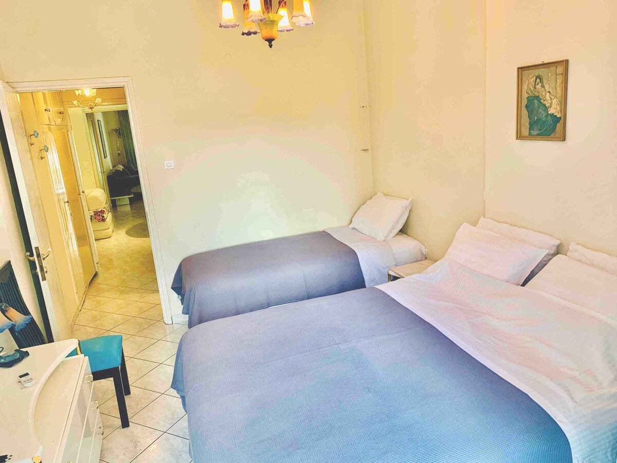 מיטה 160*200 מיטות ו -90*200 מיטות בחדר השינה 