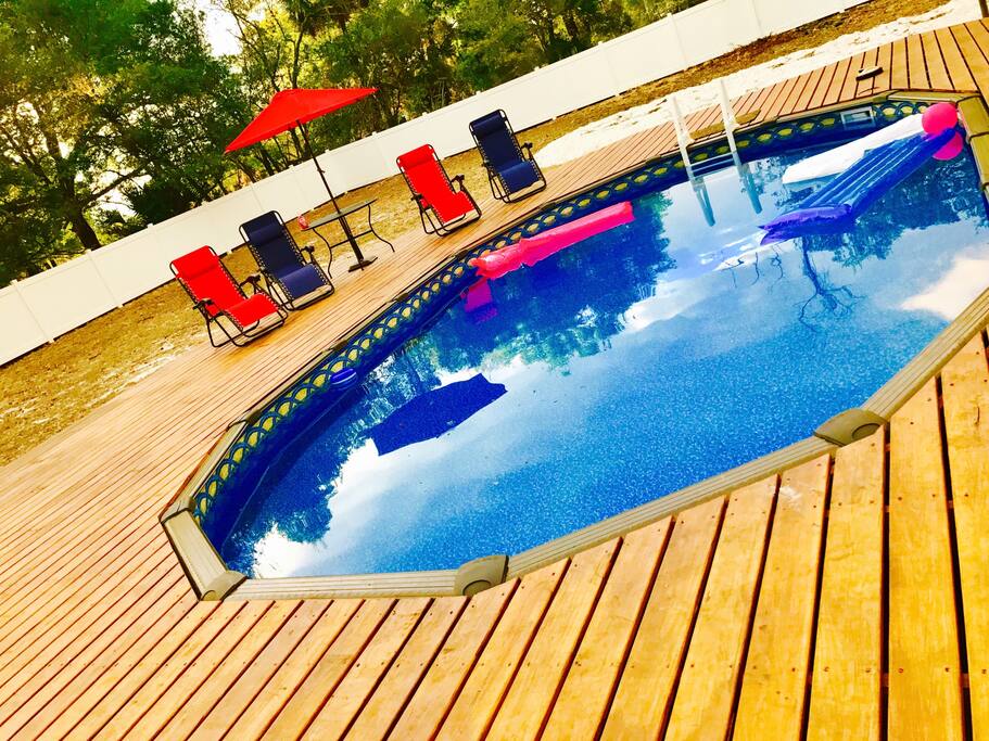The pool in our backyard is also available to my guests:-) you will be sharing with us and my family sometimes! We love the pool to relax in this very hot and humid weather in sunny Florida!!!