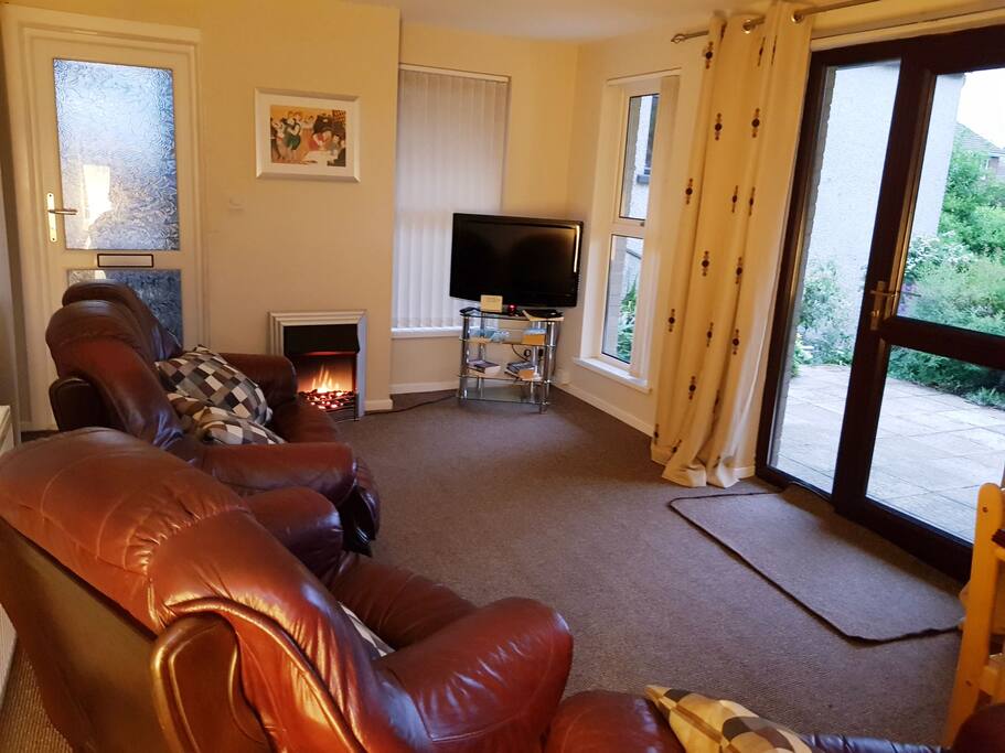 Bright and airy with doors to patio. 32" Freeview TV and free wi-fi.