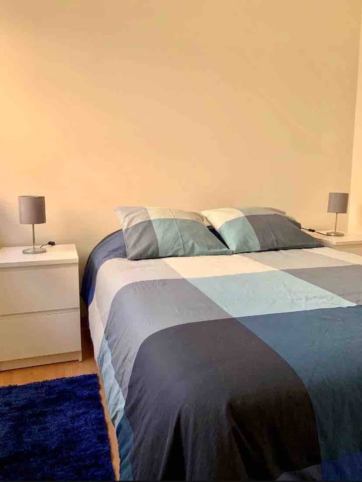 QUARTO 2 - CAMA DE CASAL

SOBA 2 - BRAČNI KREVET