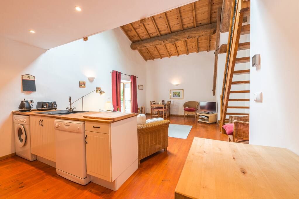 Kitchen/Lounge