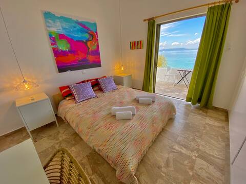 Beachhouse Apartments | Green Beachfront Sea View