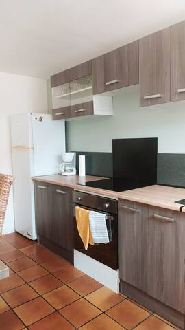 Entire home with 1 bedrooms in Perpignan - Appartement avec Jardin + Parking - Perpignan