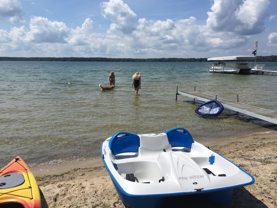 Kayaks Paddleboat Row Boat