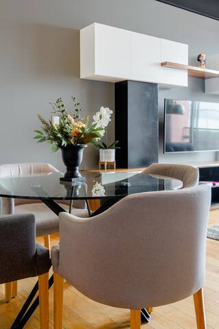 2BR| 2BA Reforma Avenue| Pool |Gym| King Bed gallery image 4