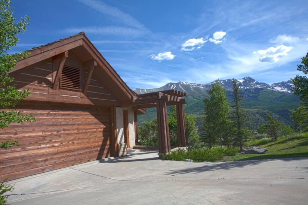 Breathtaking Scenery at Almost Every Angle of the Home