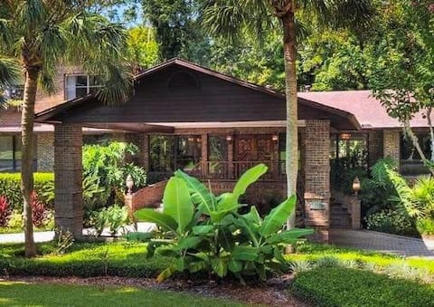 Luxury 3Level 6Bedroom Villa Nature Reserve Views