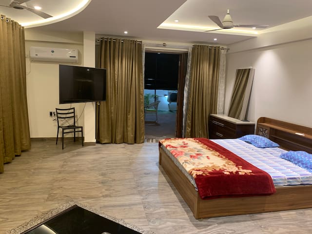 Luxurious 1 BHK Pent house to Chill relax & enjoy