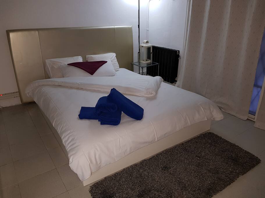 Cama muy espaciosa para dos personas