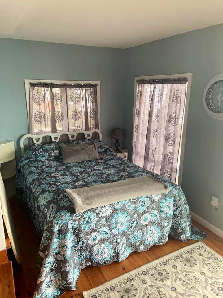 Cozy Waterfront Cottage on Sebasticook Lake - Cottages for Rent in ...