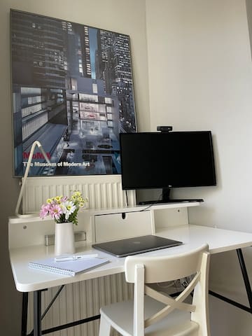 Designflat170 sqm. Central. 3 bedrooms. 2 bathroom gallery image 2