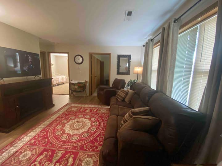 R Place- Apt In Sioux Falls - 蘇瀑