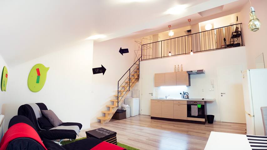 One World - Charming loft apartment in the centre