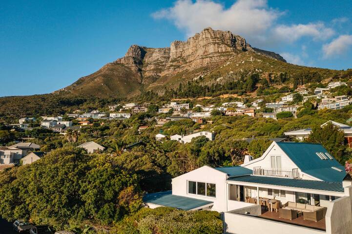 Beautiful Llandudno Beach Villa – Backup Power gallery image 5